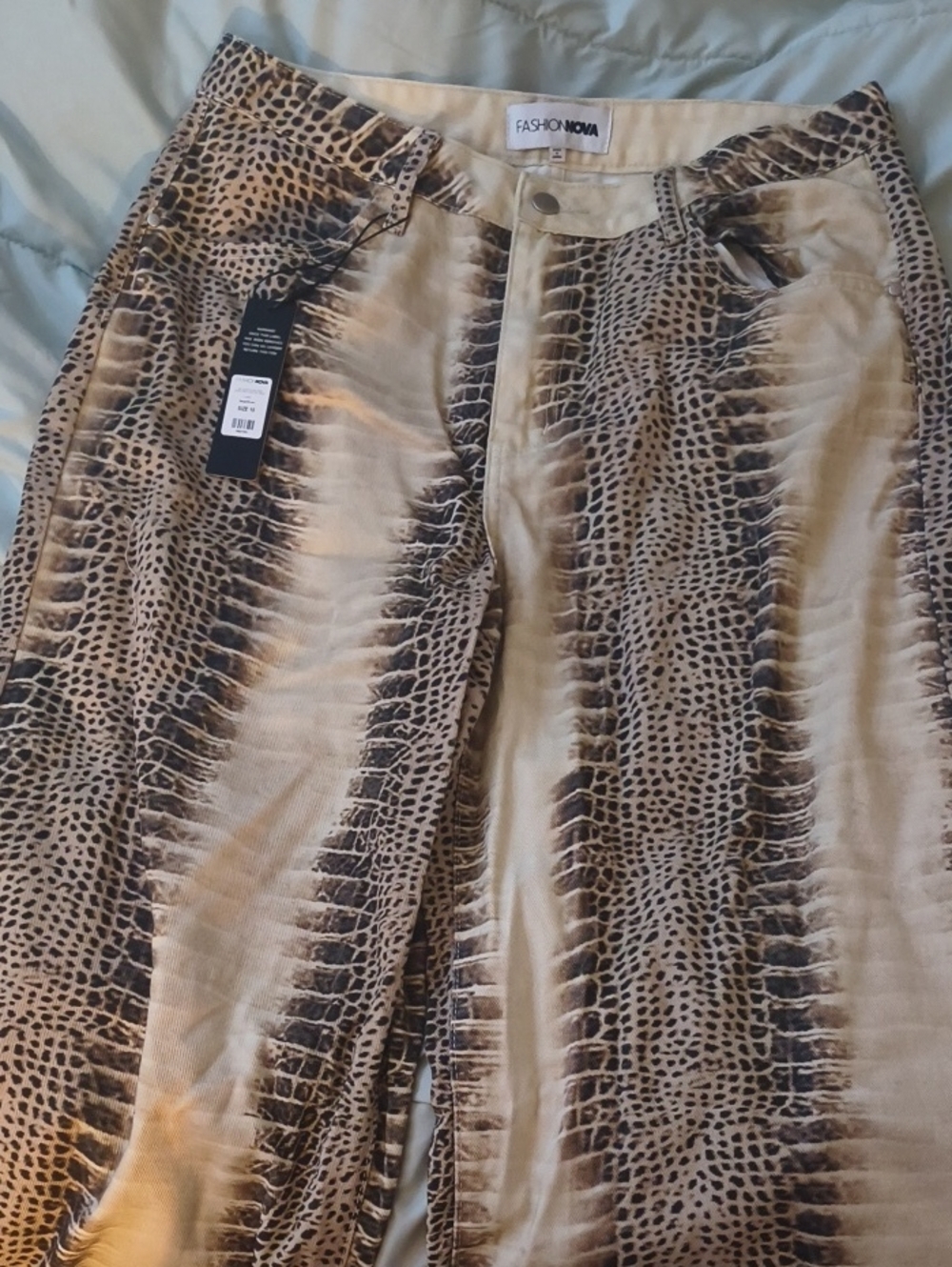 Fashion Nova Men’s Snake-Print Beige Pants